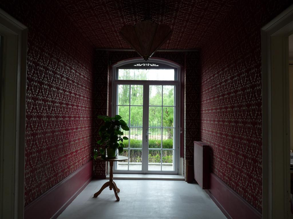 Estissac Le Betrot Bed & Breakfast エクステリア 写真