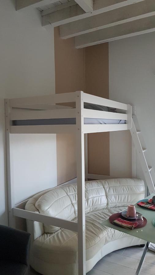 Estissac Le Betrot Bed & Breakfast エクステリア 写真